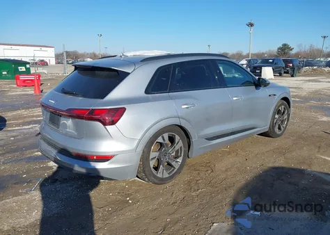 2021 Audi E-Tron Premium Quattro z USA, uszkodzony, nr VIN WA1AAAGE0MB026711